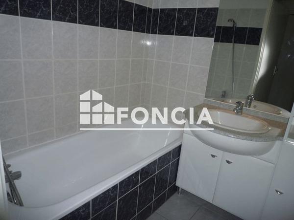 Location Appartement 2 pièces 40.21 m² - 2 ALLEE ARMONVILLE Poitiers 86000