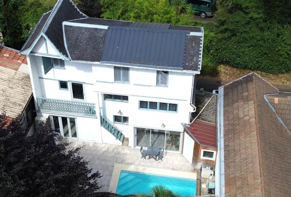 Maison atypique dans quartier recherché de Salies de Béarn