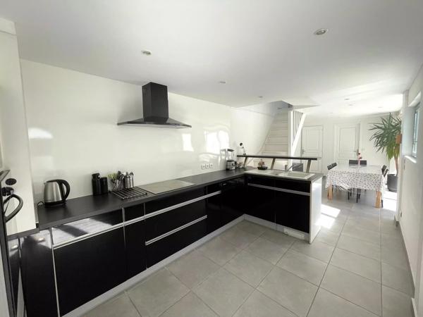 Maison atypique dans quartier recherché de Salies de Béarn