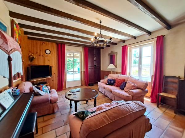 Belle Maison en Pierre sur Condom