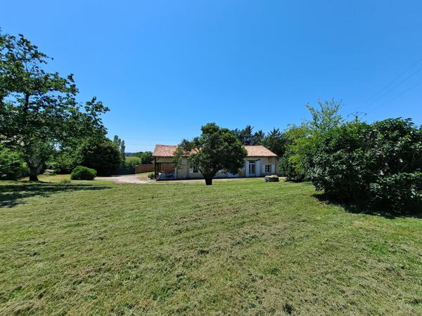 Belle Maison en Pierre sur Condom