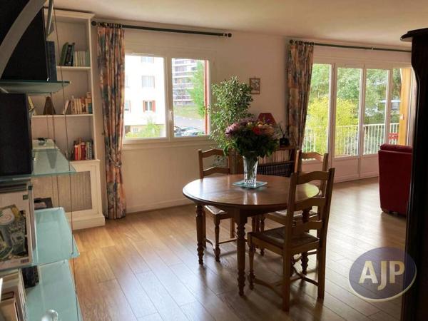 Vente appartement Garches : 695 000 € - AJP Immobilière Passy Paris 16