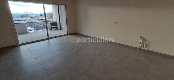 Location Appartement52,98 m² - 2 Pièces - LUC LA PRIMAUBE (12450)