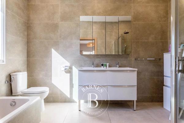 Valbonne, Villa 6 Chambres -  434 m² à vendre