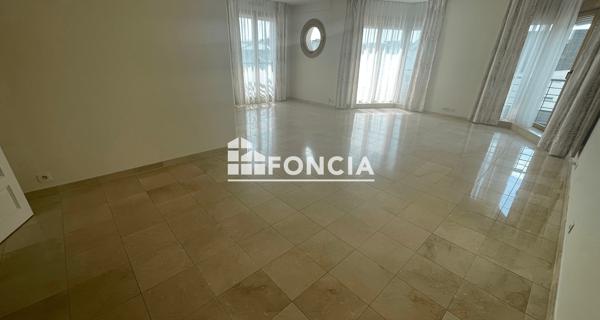 Location Appartement 4 pièces 103.17 m² - Antony 92160