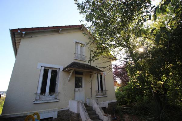 Brunoy (91800) Brunoy – Maison de Charme 97 m² (160 m² utiles) avec Jardin et Sous-sol Aménagé – Coup de Cœur Garanti !