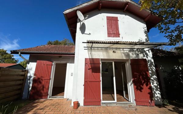 Maison à louer    2 pièces •  Parentis-en-Born