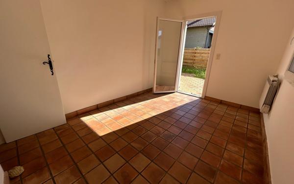 Maison à louer    2 pièces •  Parentis-en-Born