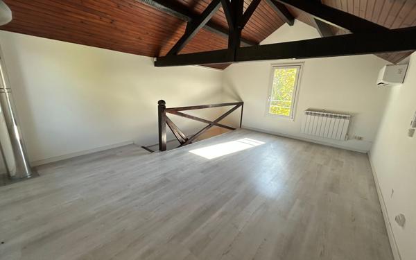 Maison à louer    2 pièces •  Parentis-en-Born