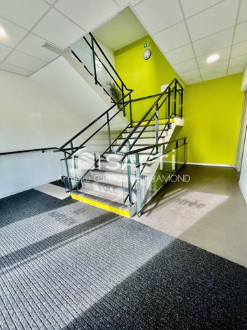 A Rixheim (68170), local professionnel neuf de 21 m2 dans pôle de santé à proximité immédiate d’une pharmacie.