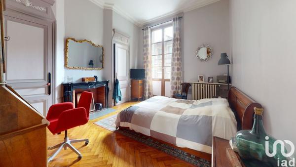 Appartement 4 pièces de 95 m² à Saint-Étienne (42100)