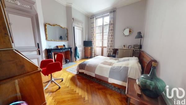 Appartement 4 pièces de 95 m² à Saint-Étienne (42100)