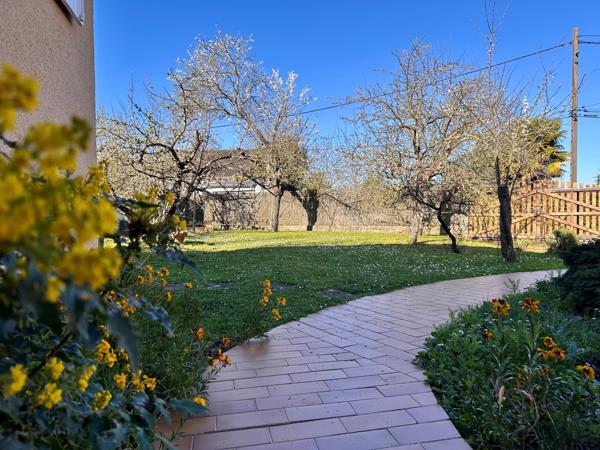 MAISON TYPE 7 - POITIERS PROCHE CENTRE-VILLE Poitiers (86000)