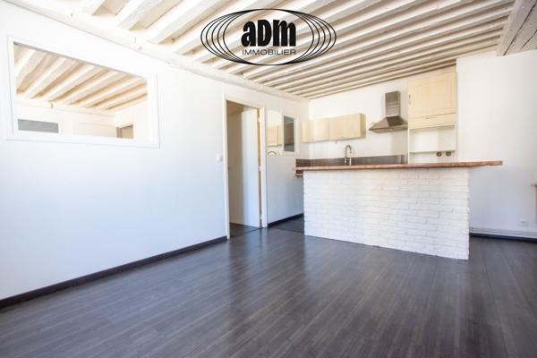 Appartement
                                                                                                                                                                                                                                                                                                                        3 pièce(s)                                                                                                                                                                                                          2 chambre(s)                                                                                                                                                                                                          60.77  m²