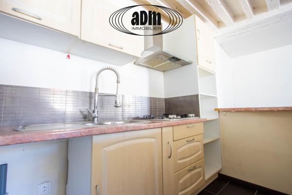 Appartement
                                                                                                                                                                                                                                                                                                                        3 pièce(s)                                                                                                                                                                                                          2 chambre(s)                                                                                                                                                                                                          60.77  m²