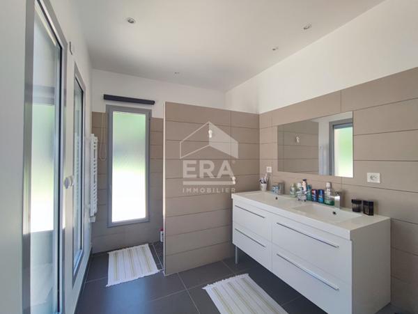 Maison d'architecte Vernegues 4 pièces 182 m²