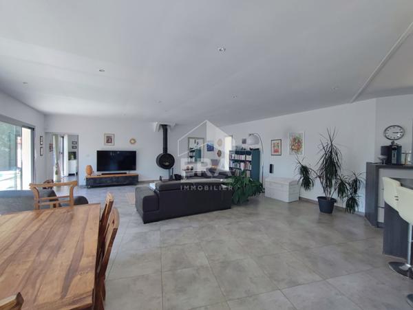 Maison d'architecte Vernegues 4 pièces 182 m²