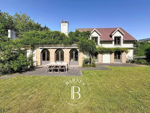 Mouvaux, Maison 5 Chambres -  271 m² à vendre