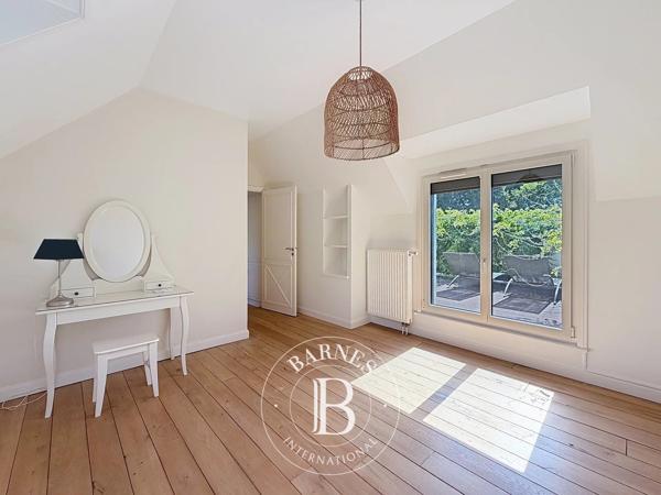 Mouvaux, Maison 5 Chambres -  271 m² à vendre