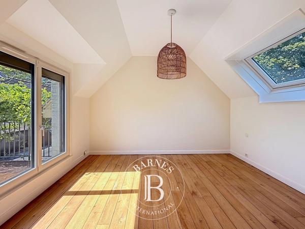 Mouvaux, Maison 5 Chambres -  271 m² à vendre