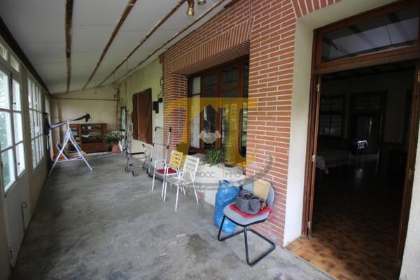 Labastide-Beauvoir (31450) Au calme, belle bâtisse agricole.