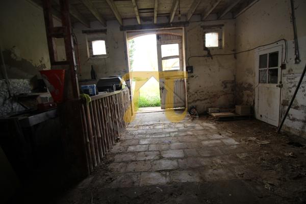 Labastide-Beauvoir (31450) Au calme, belle bâtisse agricole.