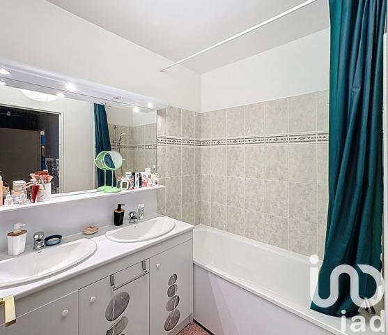 Appartement à vendre 4 pièces 82 m² Saint-Ouen-l'Aumône