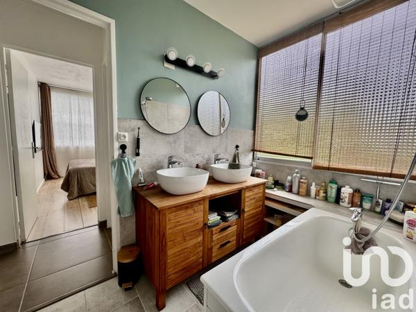 Appartement à vendre 4 pièces 77 m² Boussy-Saint-Antoine