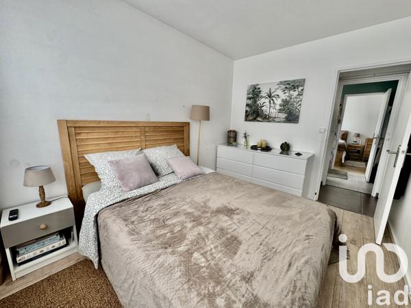 Appartement à vendre 4 pièces 77 m² Boussy-Saint-Antoine