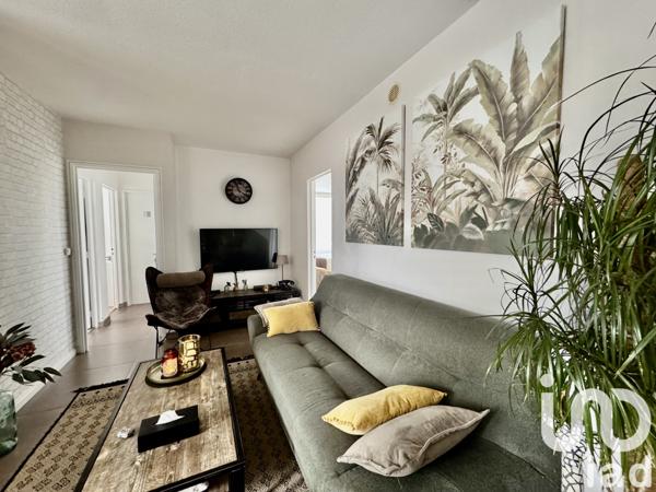 Appartement à vendre 4 pièces 77 m² Boussy-Saint-Antoine