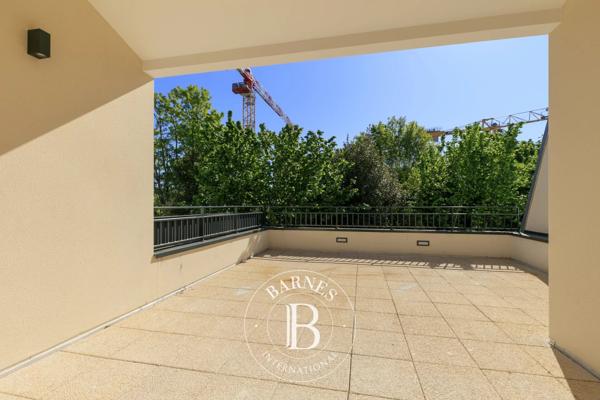 Suresnes, Maison 4 Chambres -  153 m² à vendre
