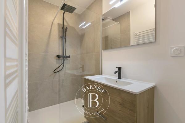 Suresnes, Maison 4 Chambres -  153 m² à vendre