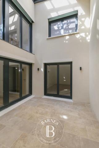 Suresnes, Maison 4 Chambres -  153 m² à vendre