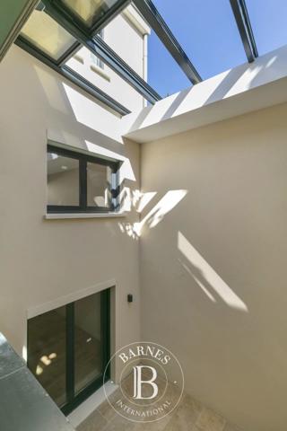 Suresnes, Maison 4 Chambres -  153 m² à vendre