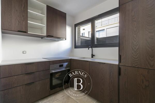 Suresnes, Maison 4 Chambres -  153 m² à vendre