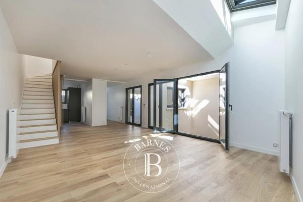 Suresnes, Maison 4 Chambres -  153 m² à vendre