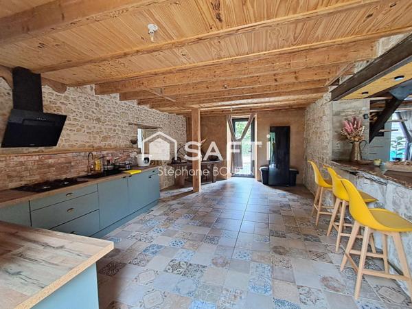 Maison en pierre 130 m² rénovée