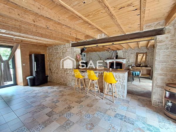 Maison en pierre 130 m² rénovée