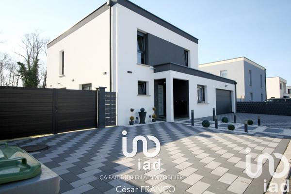 Maison 6 pièces de 142 m² à Volgelsheim (68600)