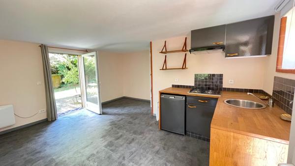 Environnement exceptionnel, maison en pierre sur 5000m de terrain plus studio