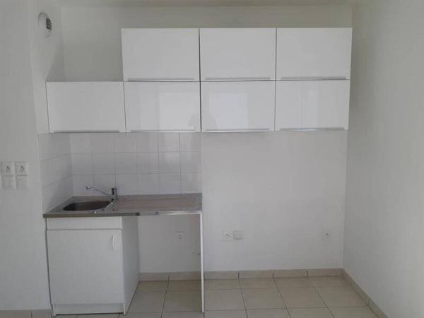 Appartement 2 pièces                                        - 69008 Lyon 8e  Arrondissement Réf : 5398