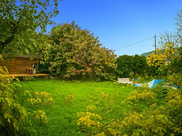 Castagniers (06670) Terrain constructible plat 983 m², exposé sud-ouest – Bas de Casstagnneirs Castagniers