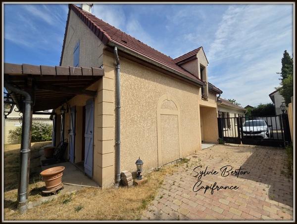 SEVRAN Limite Livry Gargan maison T5 - 97 m2 - Terrain - Garage