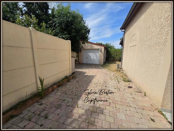 SEVRAN Limite Livry Gargan maison T5 - 97 m2 - Terrain - Garage