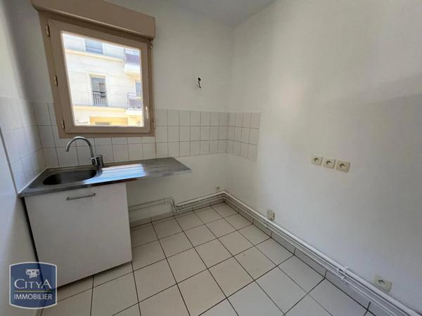 Appartement à louer 2 pièces 44.2m²