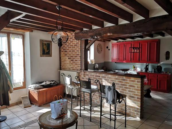 Vente Maison 9 pièces 220 m2 à La Chartre-sur-le-Loir