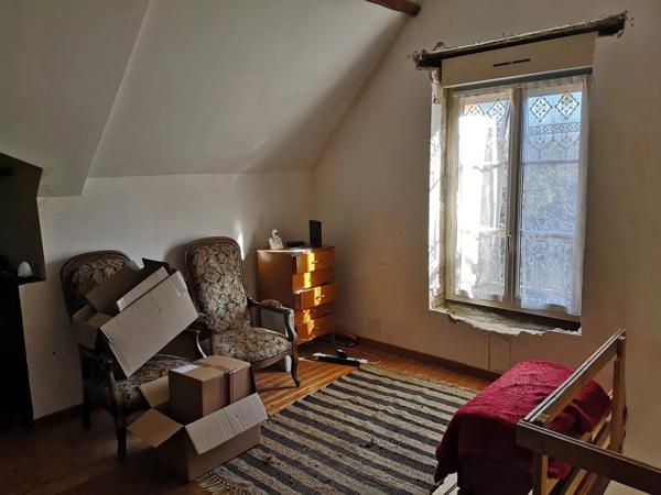 Vente Maison 9 pièces 220 m2 à La Chartre-sur-le-Loir