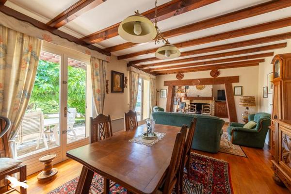 Maison à vendre |  Duravel |  8 pièces | 190 m²