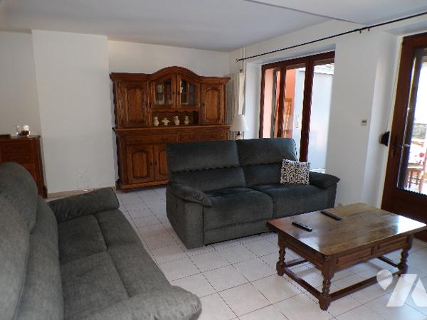 Maison de village mitoyenne de type 6