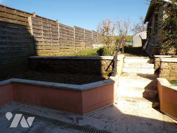 Maison de village mitoyenne de type 6